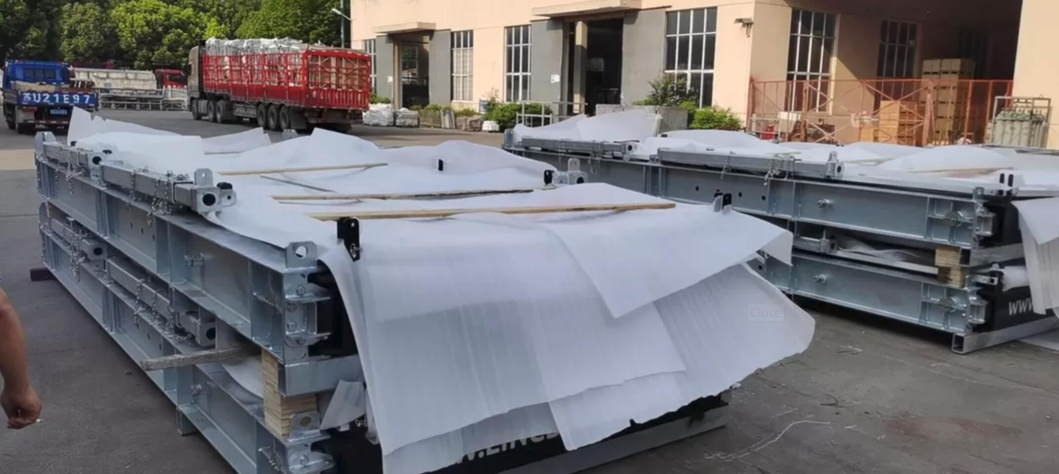 3.2m Width Retractable Or Solid Material Crane Deck